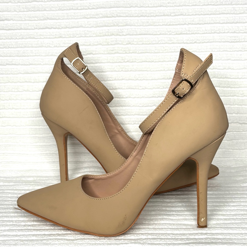 Glaze Women's Ankle Strap Stiletto HeelsTop Sz 8 Tan Shoes